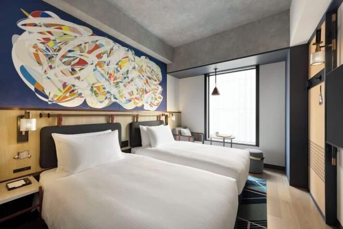 Down duvets, free minibar, in-room safe, desk