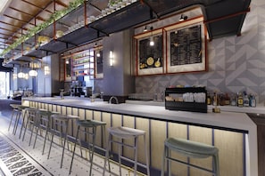 Bar (on property) - Caption by Hyatt Namba Osaka (Osaka)
