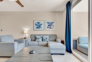 Condo, Multiple Beds (Sterling Reef 802) | Living area