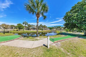 House, Multiple Beds (Rockin Robin-Gulf Highlands 151) | Property grounds