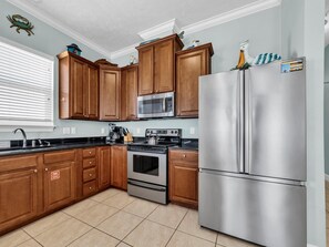 Condo, várias camas (Vista del Mar I - Rest - A - While 20) | Cozinha privada | Fogão, torradeira