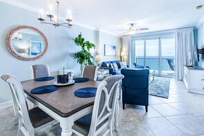 Lägenhet - flera sängar (Ocean Villa 802) | Interiör