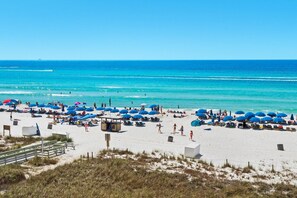 公寓客房, 多張床 (Ocean Villa 405) | 海灘 | 位於海灘上