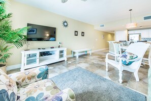 Condo, 1 King Bed with Sofa bed (Majestic Beach Towers 2-603) | Living area | TV