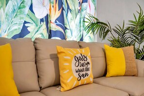 Interior - Salt Water Suites -  Margarita Suite | Heated Pool & Walk to the Beach! (North Redington Beach)