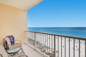 Studio, 1 King-Bett (Majestic Beach Towers 1-609) | Unterkunftsgelände