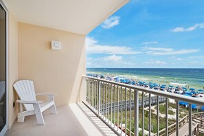 Lägenhet - 1 kingsize-säng med bäddsoffa (Majestic Beach Towers 1-314) | Boendeområde