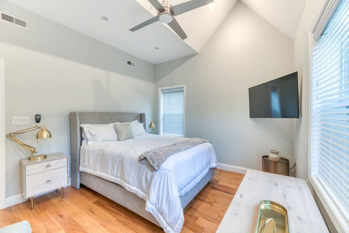 3 chambres, bureau, fer et planche à repasser, Wi-Fi gratuit