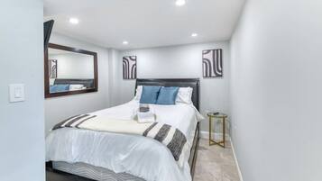 3 soveværelser, skrivebord, strygejern/strygebræt, gratis Wi-Fi