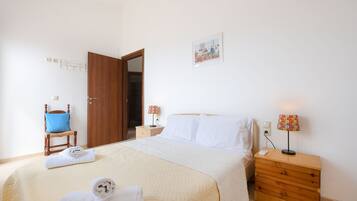 3 bedrooms, hypo-allergenic bedding, individually decorated