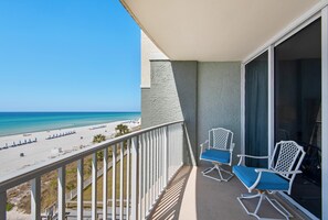 Apartment, 1 King-Bett und Schlafsofa (Long Beach Resort 1-402) | Unterkunftsgelände