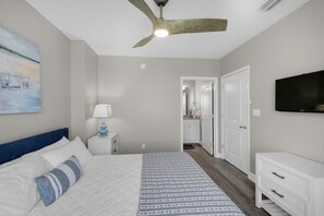 Appart'hĂŽtel, plusieurs lits (Grandview East 1601 - Azure Paradise)