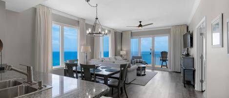 Condo, Multiple Beds (Grandview East 1601 - Azure Paradise) | Interior