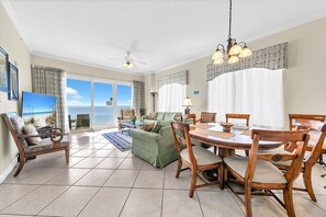 Leilighet, flere senger (Grandview East 1405) | Innvendig