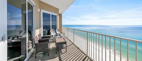 Condo, Multiple Beds (Grandview East 1405) | Property grounds