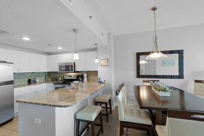 Appartamento, letti multipli (Grand Panama 1-305) | Cucina privata | Forno, tostapane