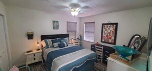 3 bedrooms, desk, iron/ironing board, travel cot