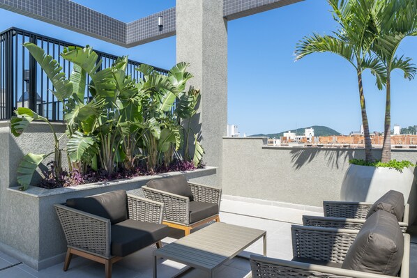 BBQ/picnic area - 469A - Sunny Flats Apto 408 (Bombinhas)