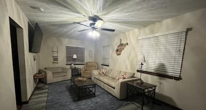 Cozy Apartment with onsite restaurant in Logan WV Close to Hatfield McCoy Trail