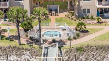 Huoneisto, useita sänkyjä (Sandy Key 335) | Ulkoalueet