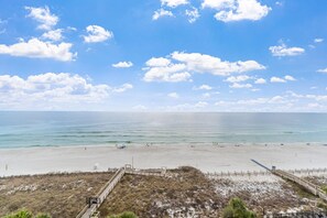 Condo, varias camas (Indigo West 804) | Playa | En la playa 