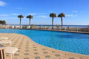 Lägenhet - flera sängar (Beach Colony Tower 18C- Penthouse) | Pool | Inomhuspool och uppvärmd pool