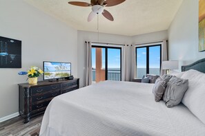 コンドミニアム ベッド (複数台) (Seachase 1503W) | 2 室のベッドルーム、アイロン / アイロン台、WiFi