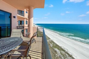 コンドミニアム ベッド (複数台) (Seachase 1503W) | 施設の敷地