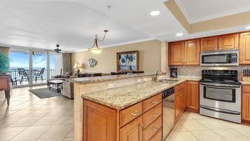 Condo, Multiple Beds (SeaSpray East 323- Gulf Front) | Private kitchen | Oven, toaster, paper towels