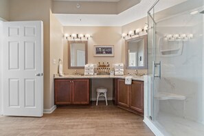 Bathroom - Seachase 404e (Orange Beach)