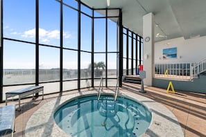 Lägenhet - flera sängar (Summerchase 1101 +Free Seasonal Beach) | Pool | Inomhuspool och utomhuspool