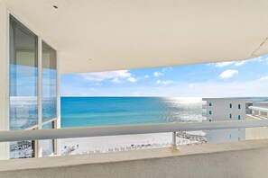 Property grounds - Perdido Sun 916 (Pensacola)