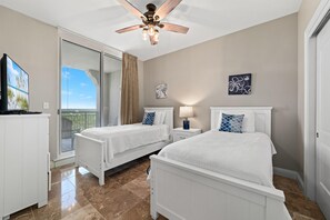3 bedrooms, iron/ironing board, WiFi - Indigo West 1403 (Pensacola)