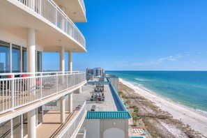 Property grounds - La Playa 902 (Pensacola)