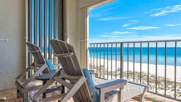 Condo, Multiple Beds (Shipwatch A501) | Property grounds