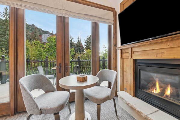 Dining - The Aspen Mountain Residences 27ABC - 3 Bedroom Residence (Aspen)