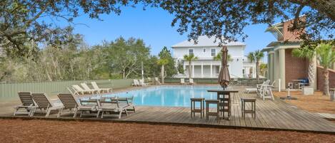 House, Multiple Beds (Battery 20) | Pool | Outdoor pool