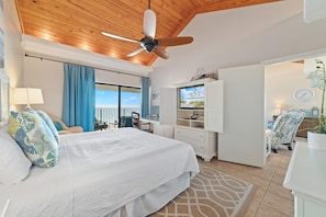 Condo, varias camas (Shipwatch A804) | 2 habitaciones, tabla de planchar con plancha y wifi
