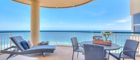 Appartement, meerdere bedden (Beach Colony East 16B-Penthouse) | Buiten dineren