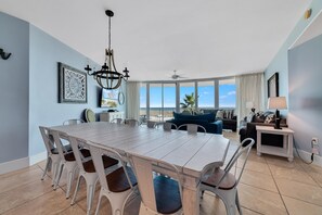 Apartment, Mehrere Betten (Caribe D412) | Speisen