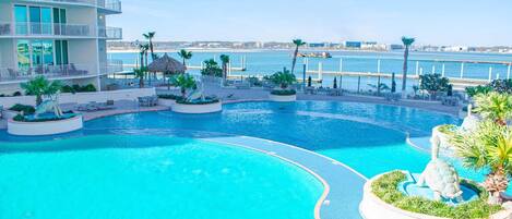 Apartment, Mehrere Betten (Caribe D412) | Pool | Innenpool, Außenpool