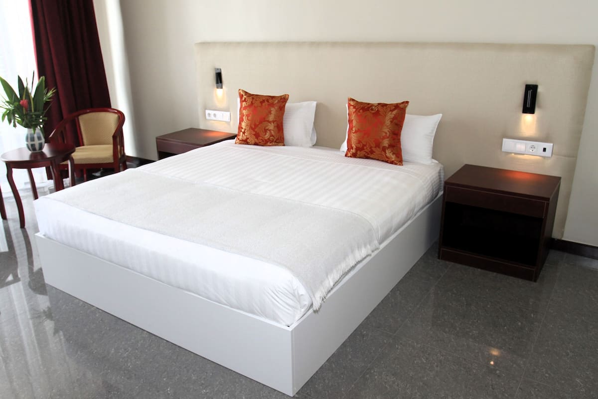 Superior kamer, 1 twee- of 2 eenpersoonsbedden, patio, uitzicht op zee | 1 slaapkamer, gratis wifi