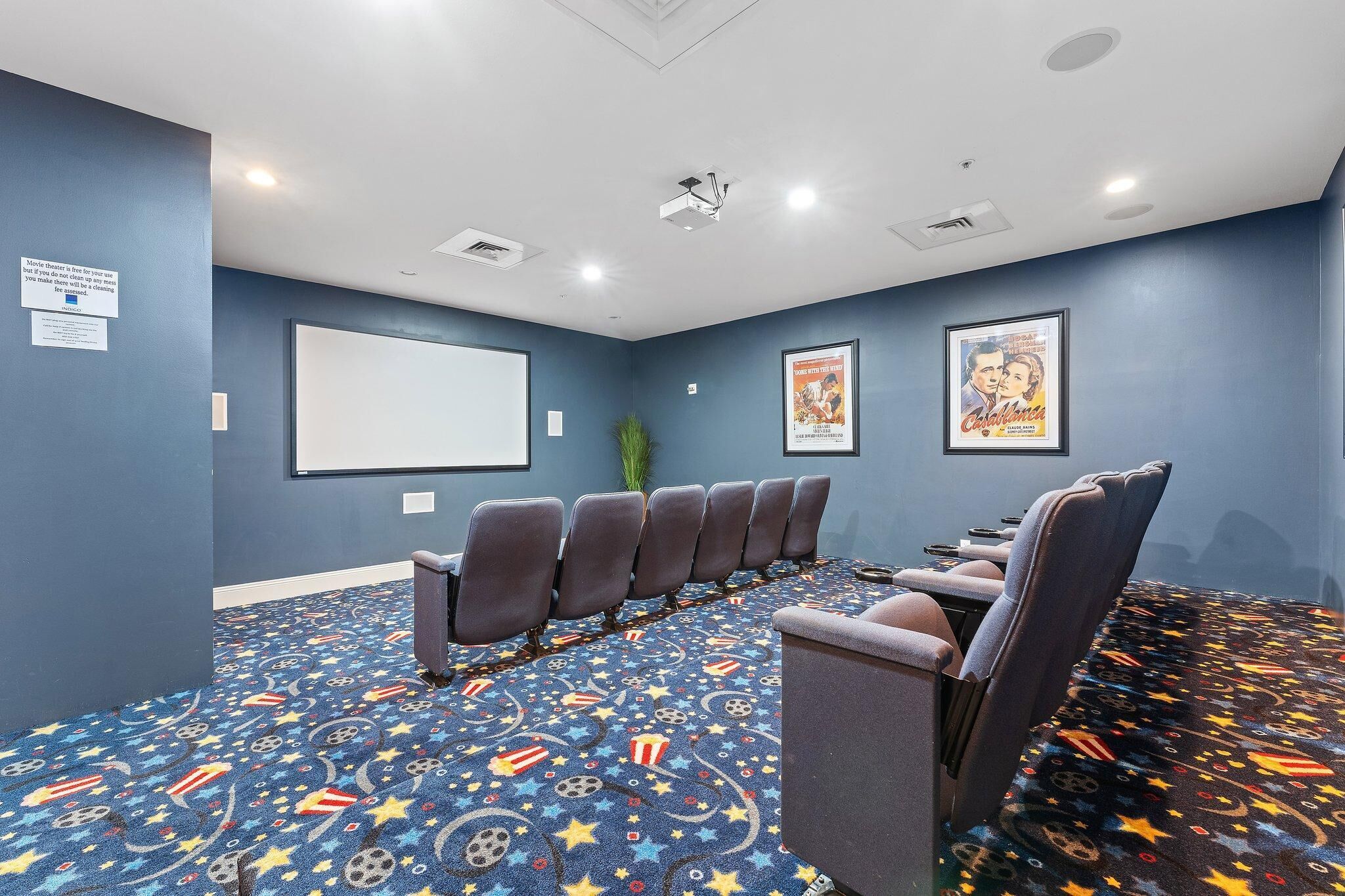 Condo, nhiều giường (Indigo East 1504) | Nội thất