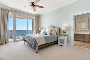 Apartamento, varias camas (La Playa 202) | 3 dormitorios, tabla de planchar con plancha, wifi