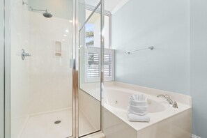 Condo, Multiple Beds (La Playa 202) | Bathroom | Free toiletries, shampoo, toilet paper - La Playa 202 (Pensacola)
