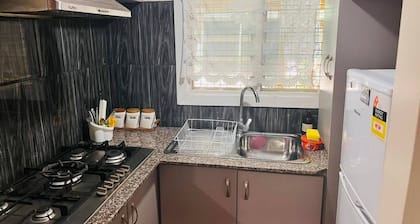 The Orchid Studio - Private & Cozy Guesthouse