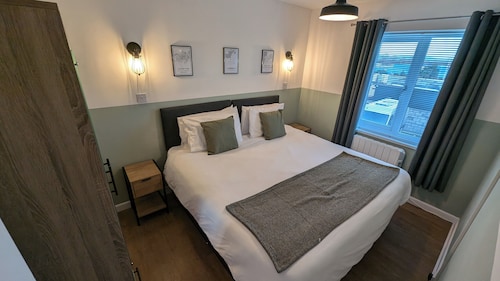 Beautiful 2 Bedroom Apartment in Brean, Somerset - 100 Yards From The Beach