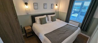 Beautiful 2 Bedroom Apartment in Brean, Somerset - 100 Yards From The Beach