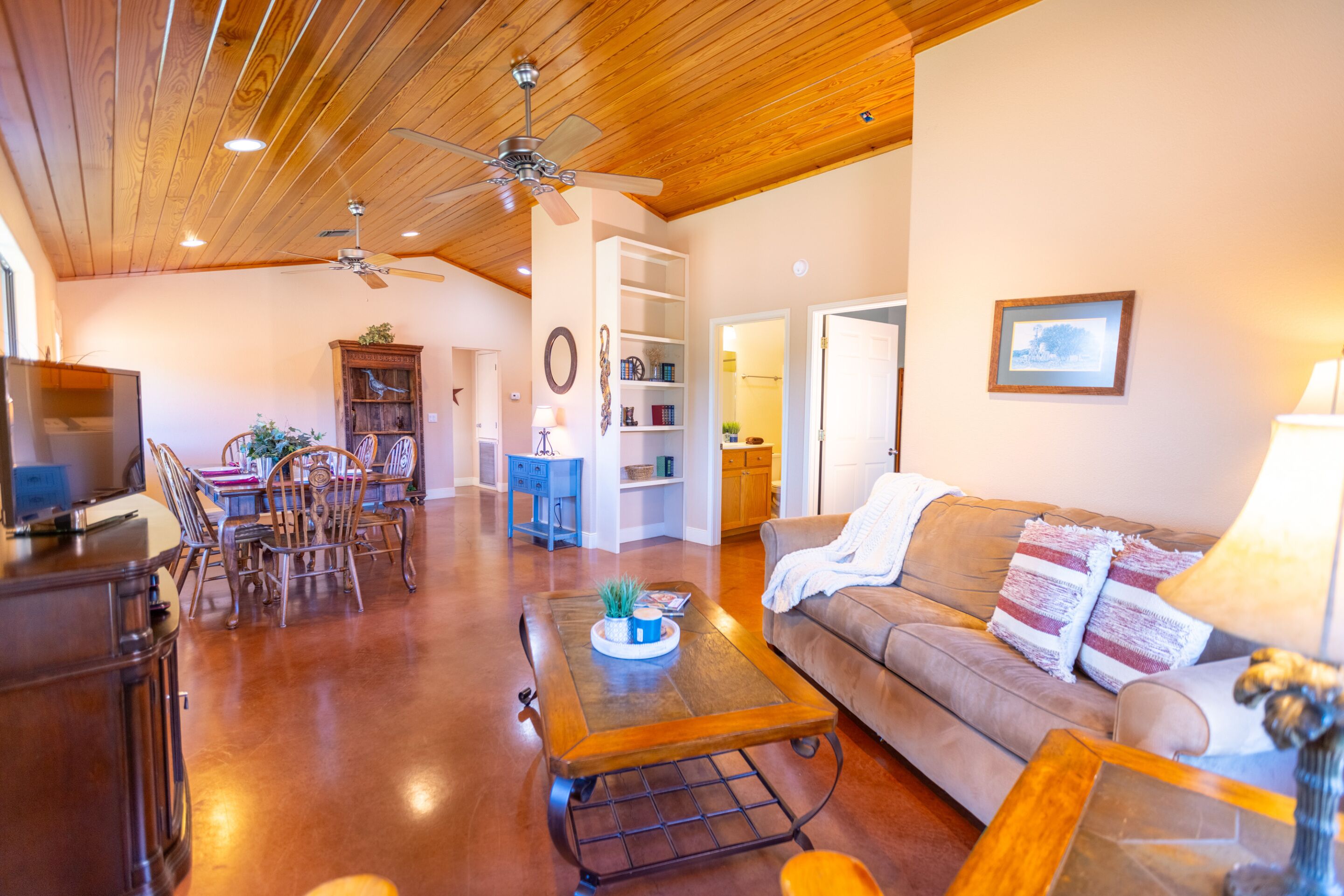 Star Ranch Cottage- Starry Nights & Cozy Comfort - Wimberley, TX