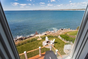 Beach/ocean view - Luxurious Oceanfront Property: A Cruising Feeling Awaits You ! (York)